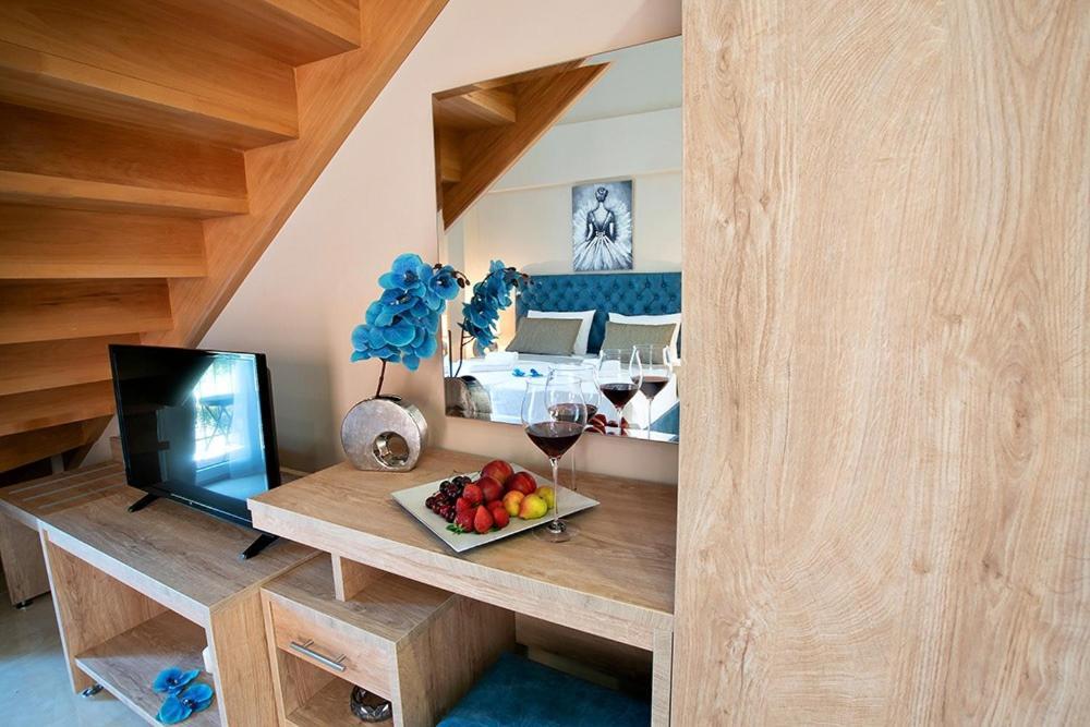 Valery Apartments Пефкохори Экстерьер фото