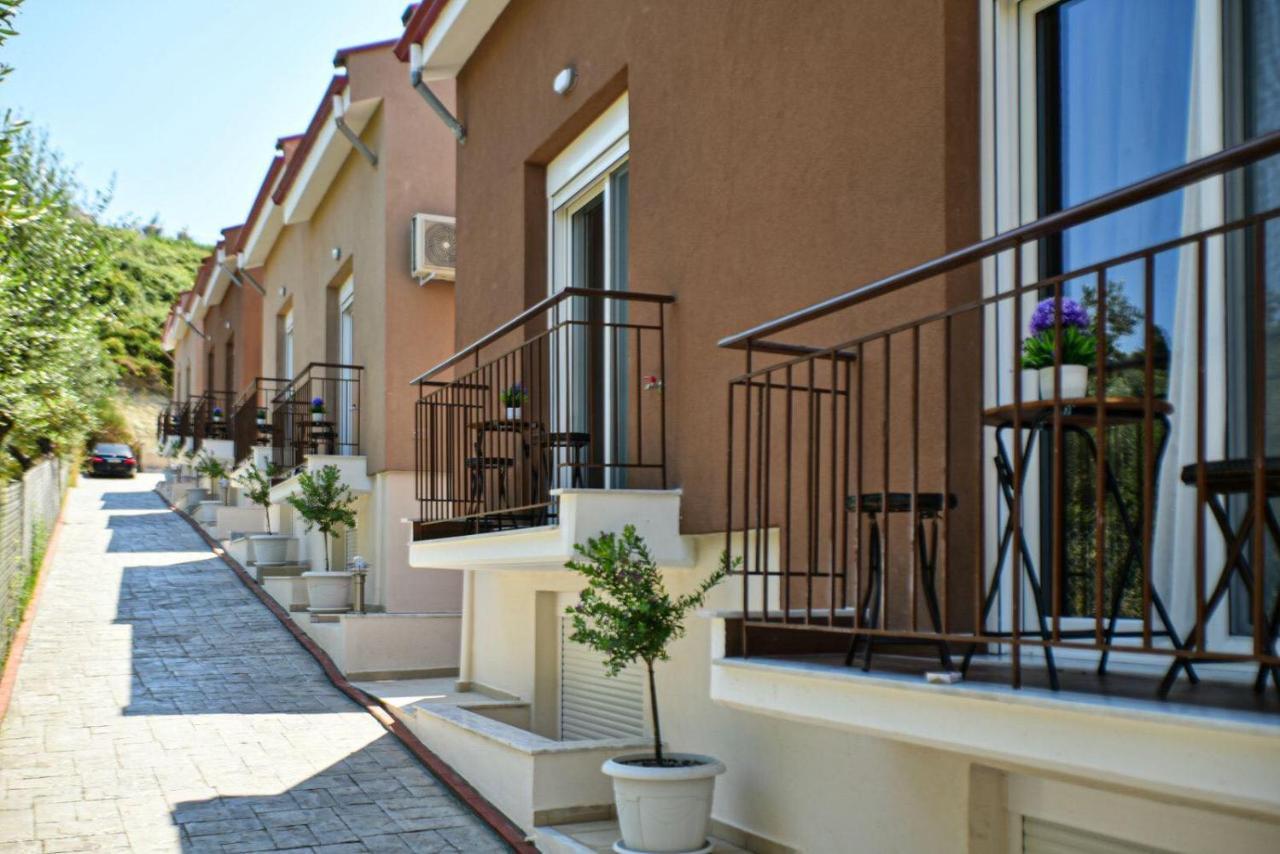 Valery Apartments Пефкохори Экстерьер фото
