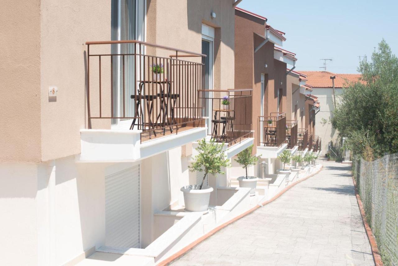 Valery Apartments Пефкохори Экстерьер фото